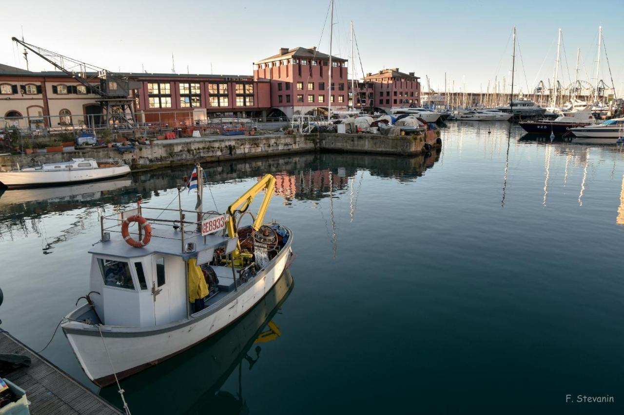 616 Genova - Loft Al Porto Antico Apartment Luaran gambar