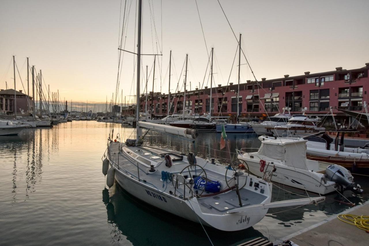 616 Genova - Loft Al Porto Antico Apartment Luaran gambar